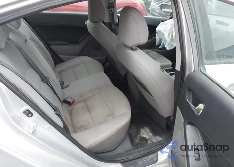 2015 Kia Forte Lx из США, поврежденный, VIN KNAFX4A68F5280226